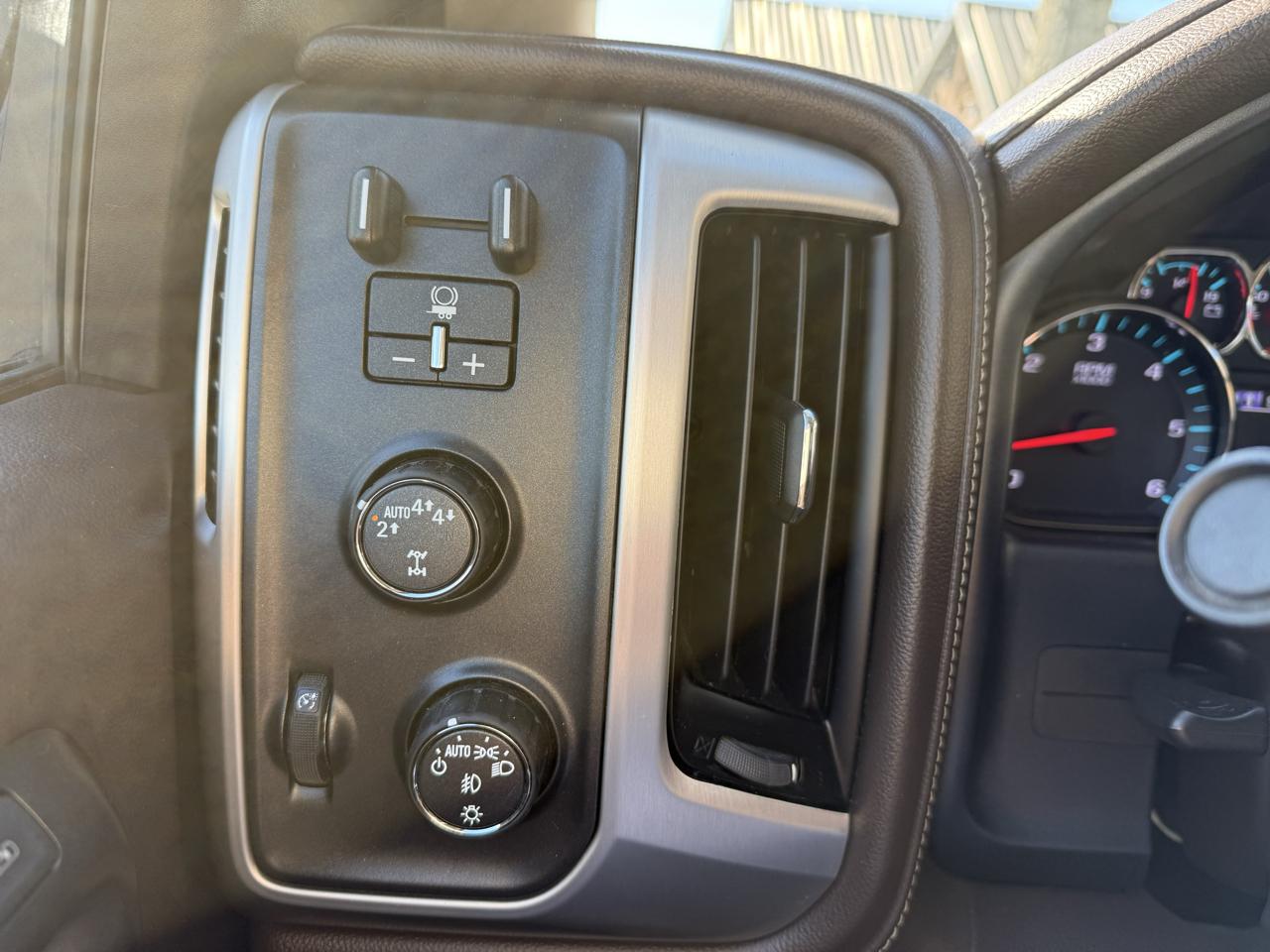 GMC Sierra 1500 SLT Crew Cab 4WD 2018