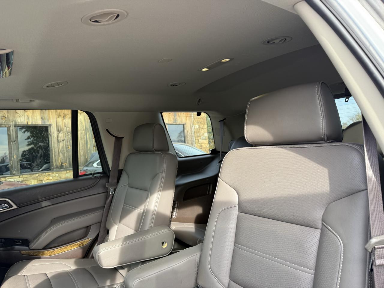 GMC Yukon Denali 4WD 2017