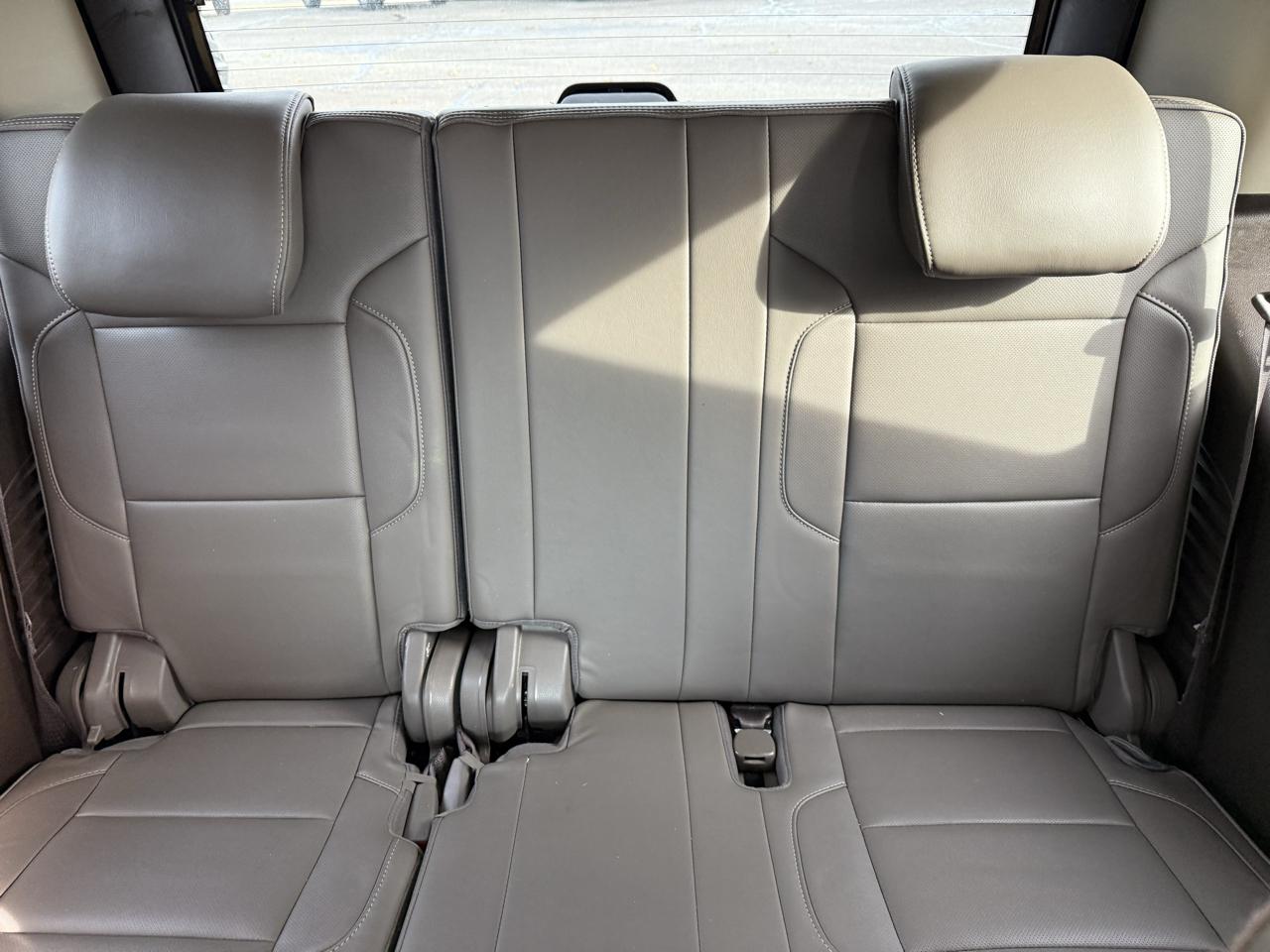 GMC Yukon Denali 4WD 2017