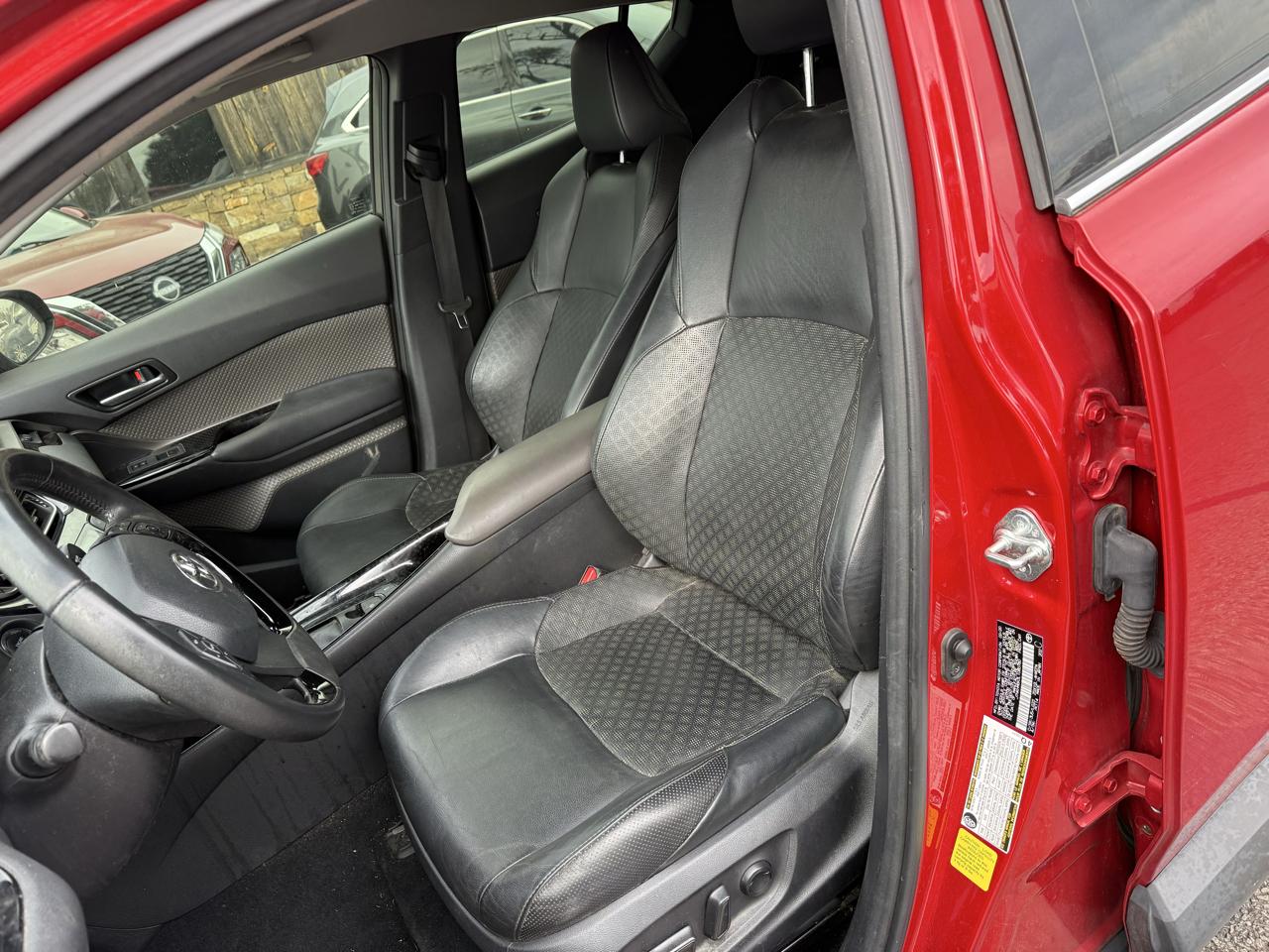 Toyota C-HR Limited 2020