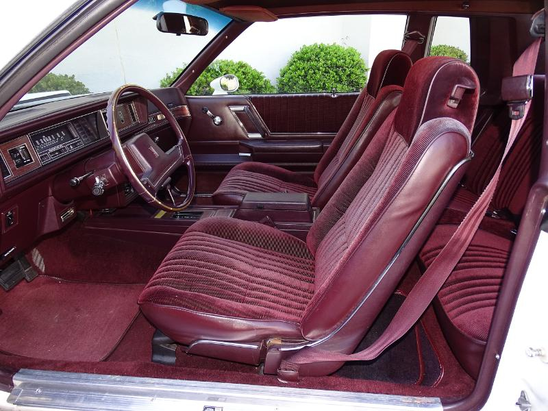 Oldsmobile Cutlass Supreme  1987