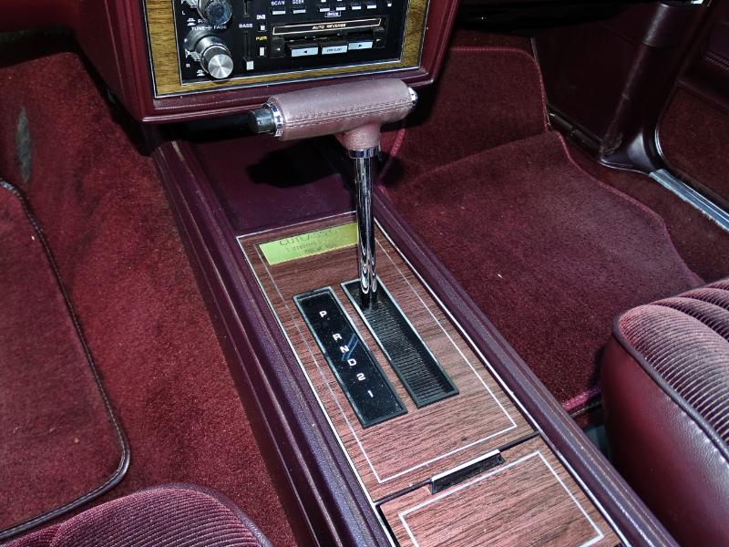 Oldsmobile Cutlass Supreme  1987