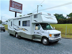 2008 Winnebago Outlook 