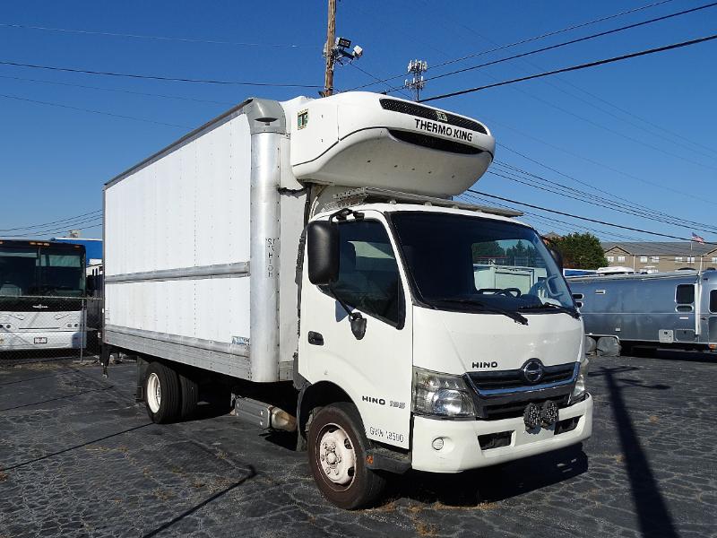 2017 Hino XJC720 195 Cab-Over Design 16Ft Refrigerated Box Truck