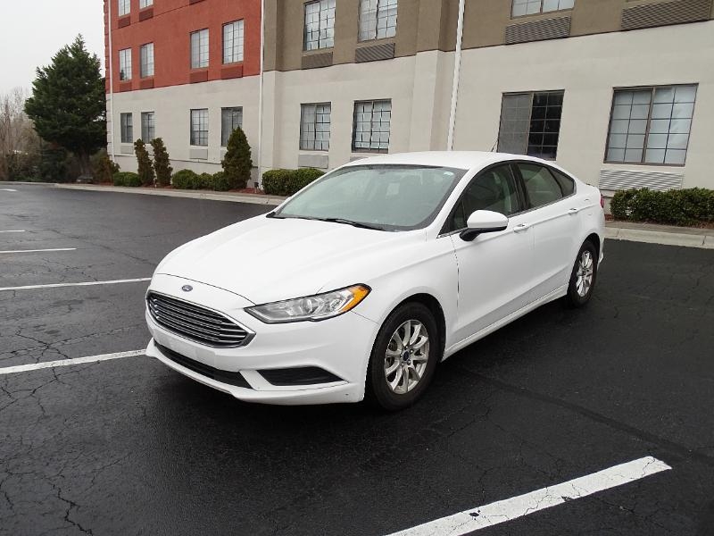 Ford Fusion S 2018