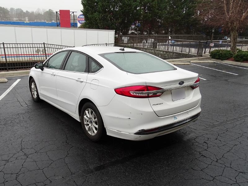Ford Fusion S 2018