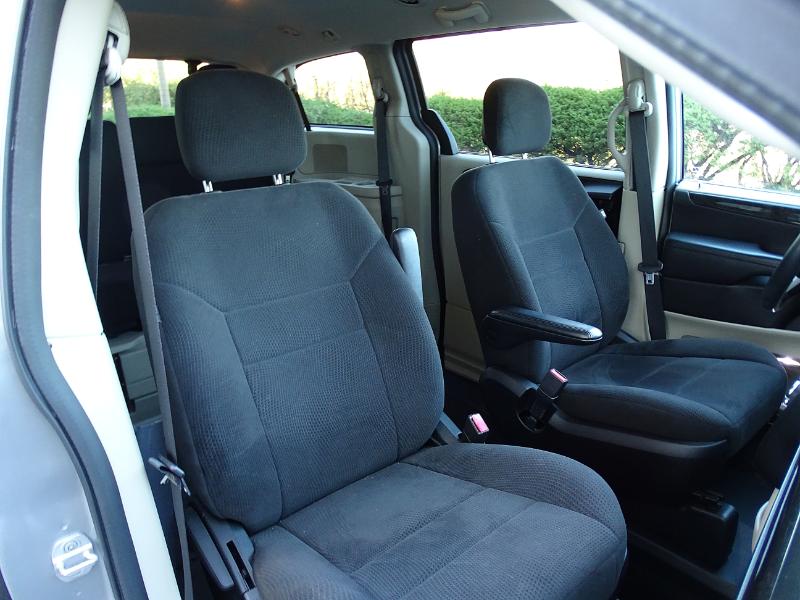 Dodge Grand Caravan  2013