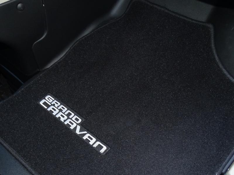 Dodge Grand Caravan  2013