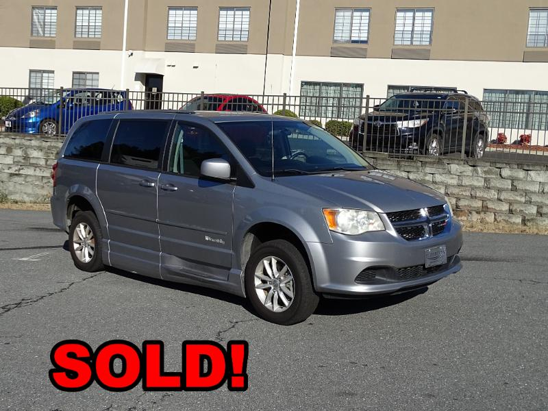 2013 Dodge Grand Caravan BraunAbility Handicapped Van