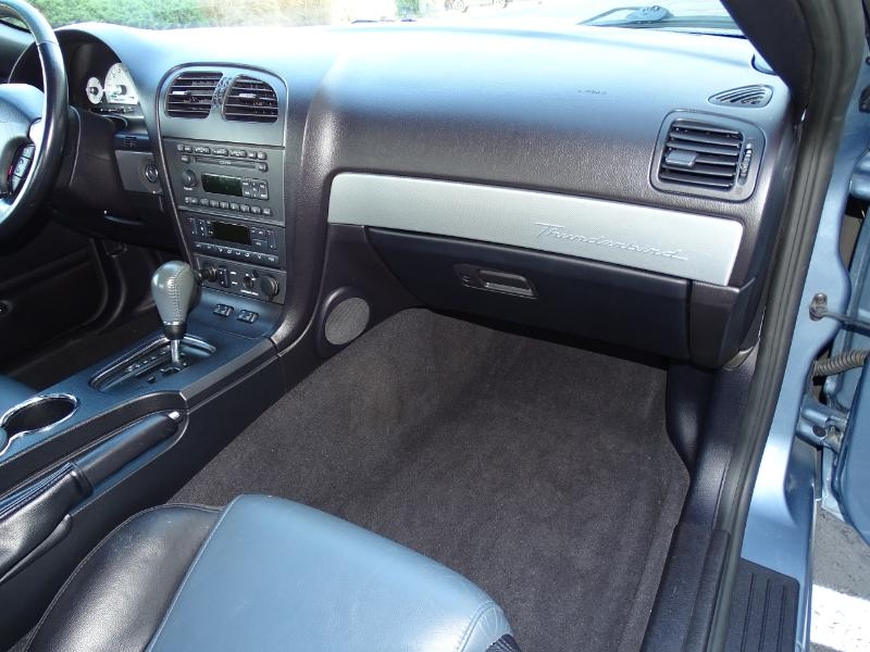 Ford Thunderbird 50th Anniversary 2005