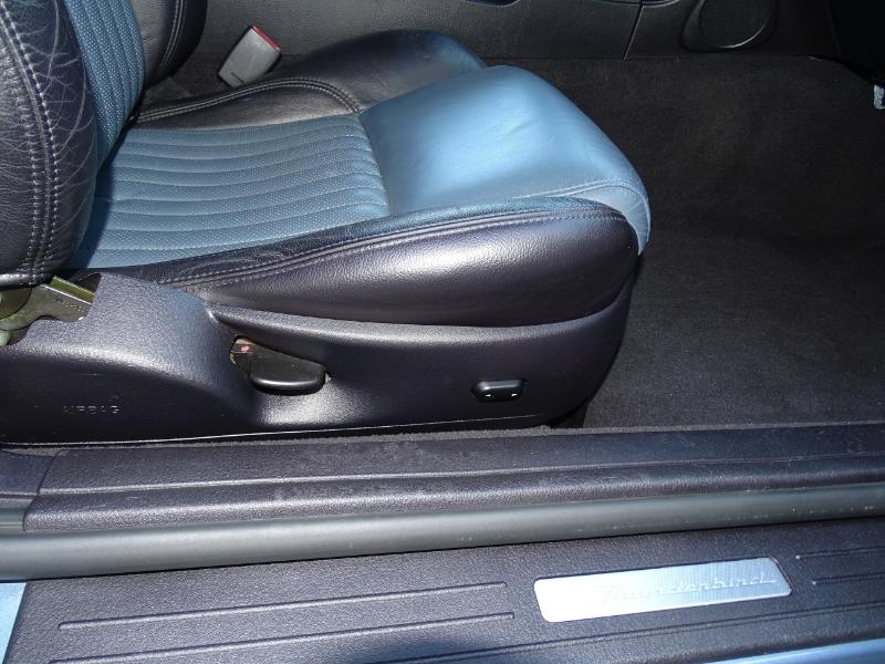 Ford Thunderbird 50th Anniversary 2005