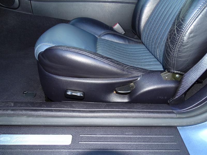 Ford Thunderbird 50th Anniversary 2005