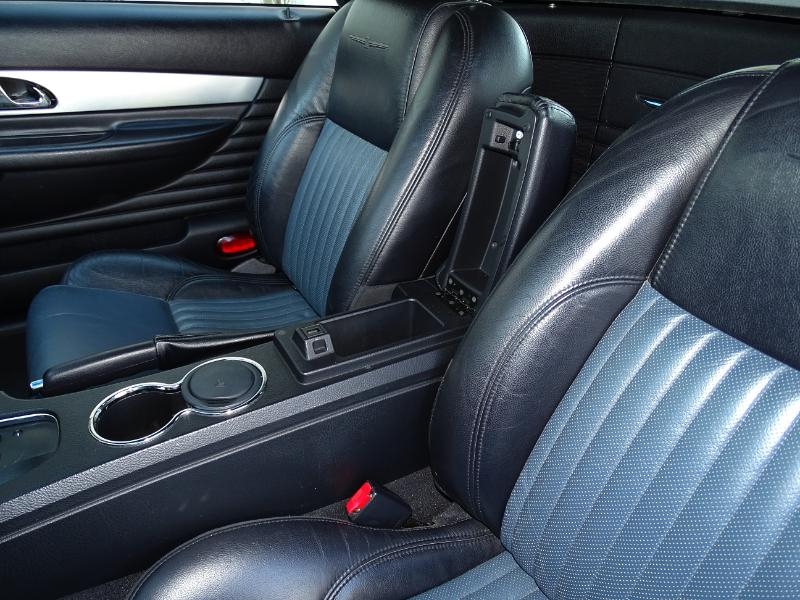 Ford Thunderbird 50th Anniversary 2005