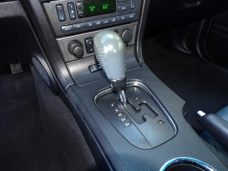 Ford Thunderbird 50th Anniversary 2005