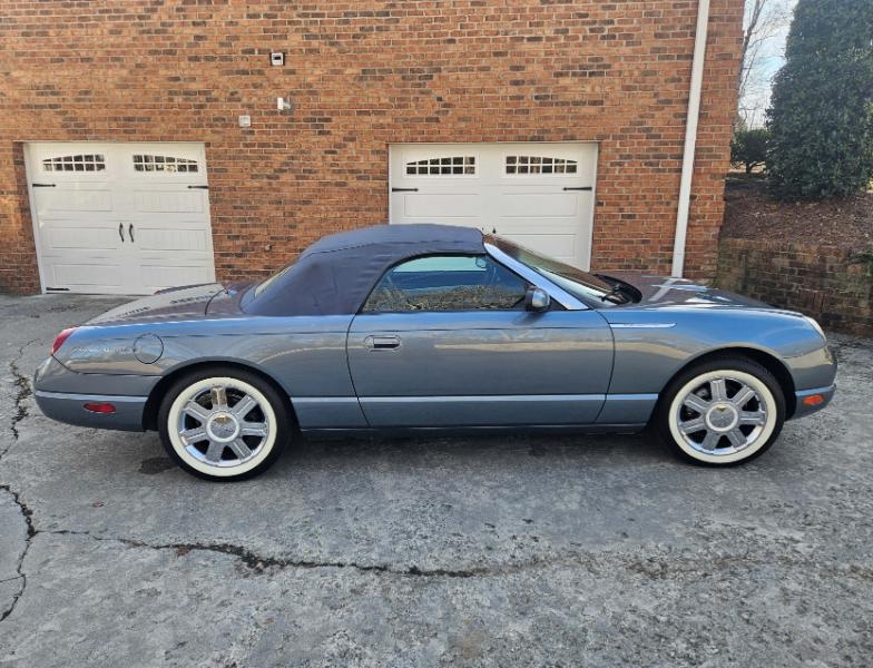 Ford Thunderbird 50th Anniversary 2005