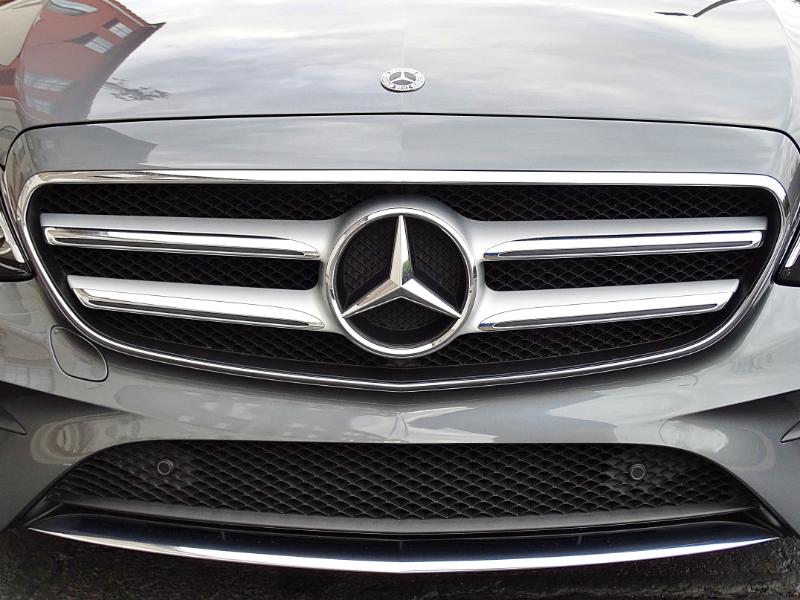 Mercedes-Benz E-Class E300 Luxury Sedan 2017