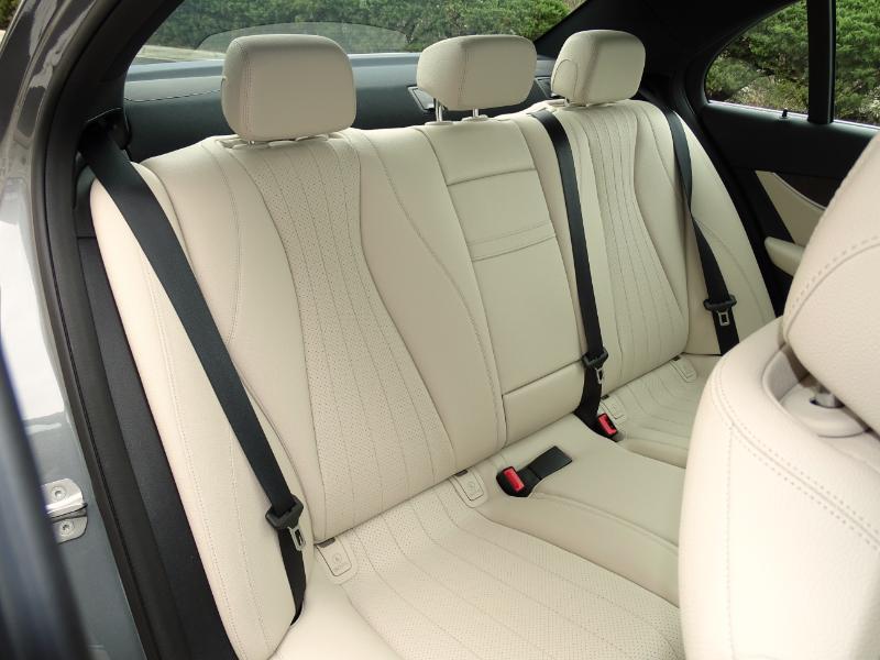 Mercedes-Benz E-Class E300 Luxury Sedan 2017