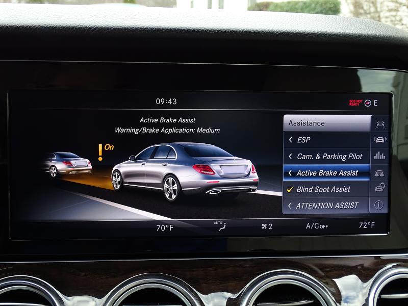 Mercedes-Benz E-Class E300 Luxury Sedan 2017