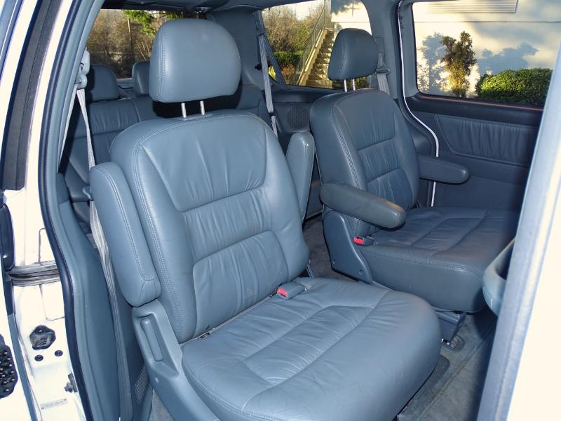 Honda Odyssey EX w/ Leather 2003