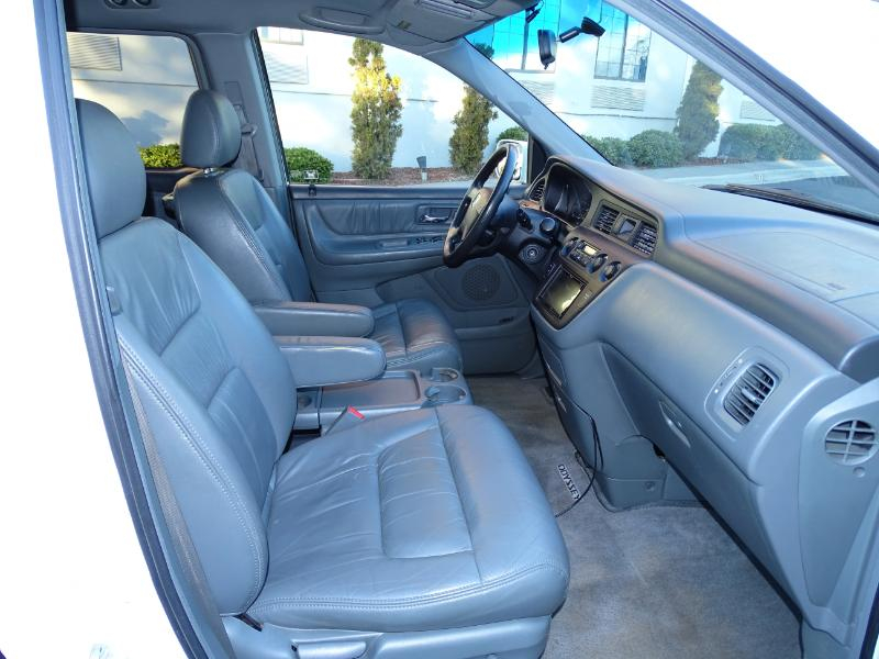 Honda Odyssey EX w/ Leather 2003