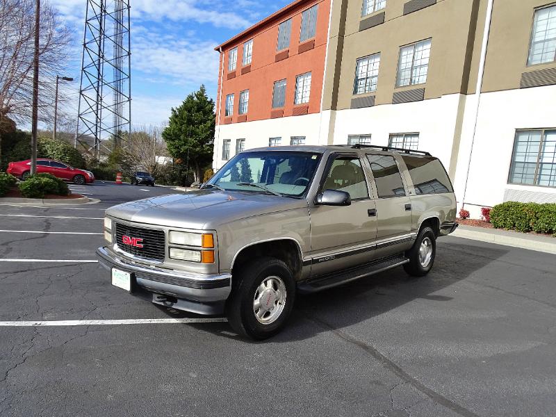 GMC Suburban  1999