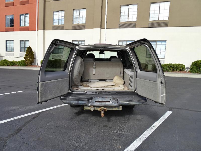 GMC Suburban  1999