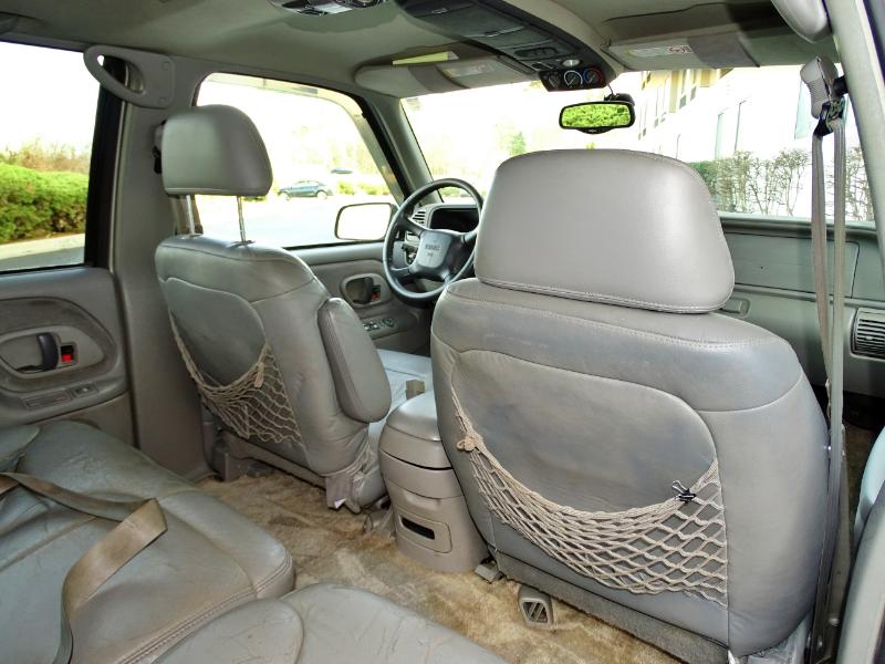 GMC Suburban  1999