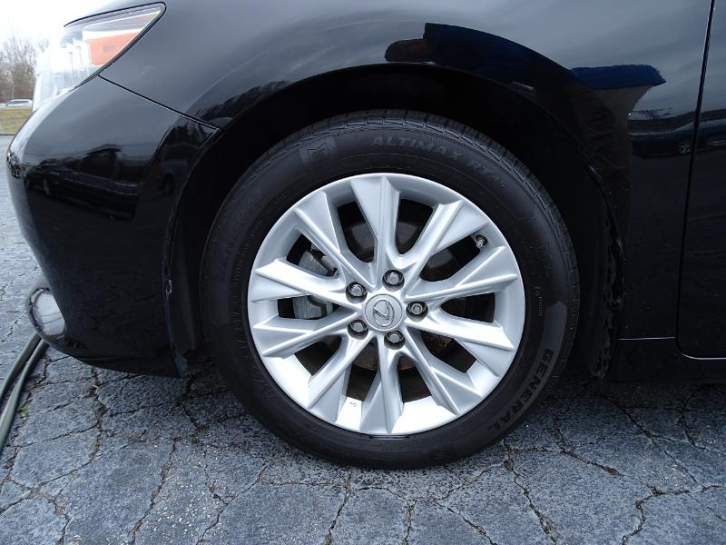 Lexus ES 300h Sedan 2014