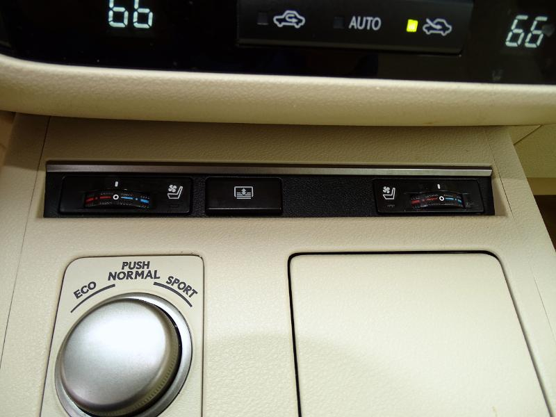 Lexus ES 300h Sedan 2014