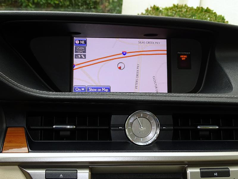 Lexus ES 300h Sedan 2014