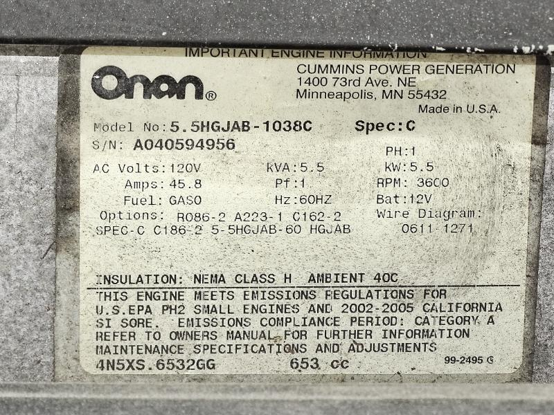 Winnebago Adventurer  2004