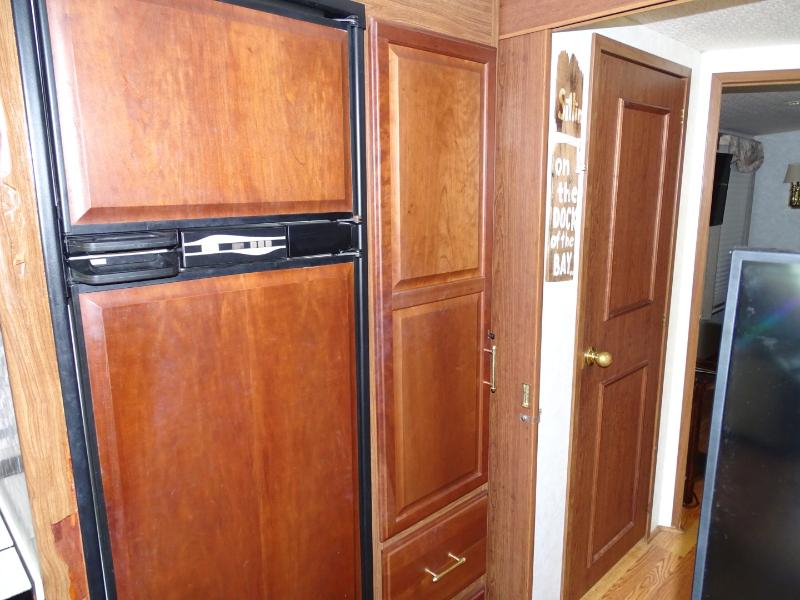 Winnebago Adventurer  2004