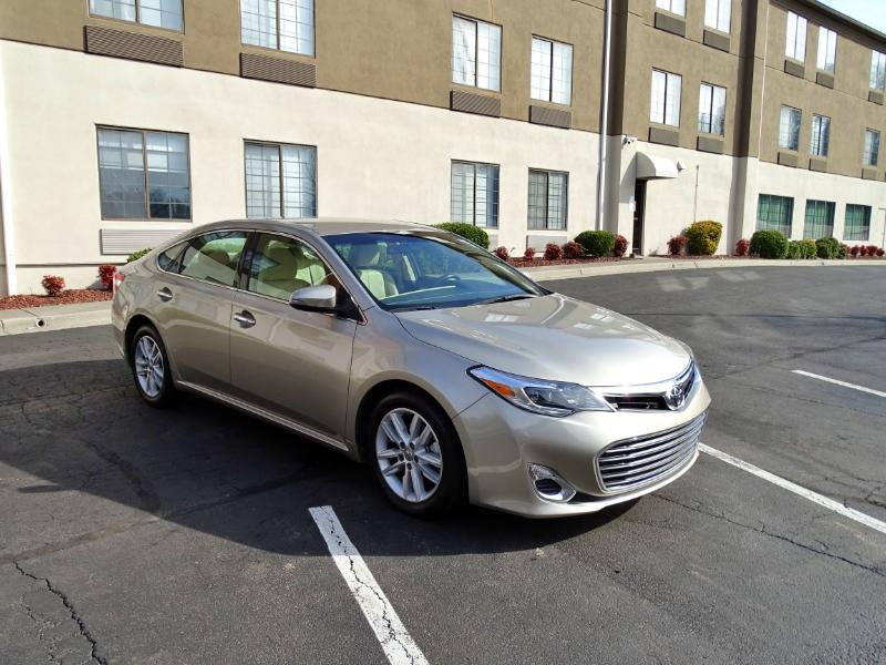 Toyota Avalon XLE 2013