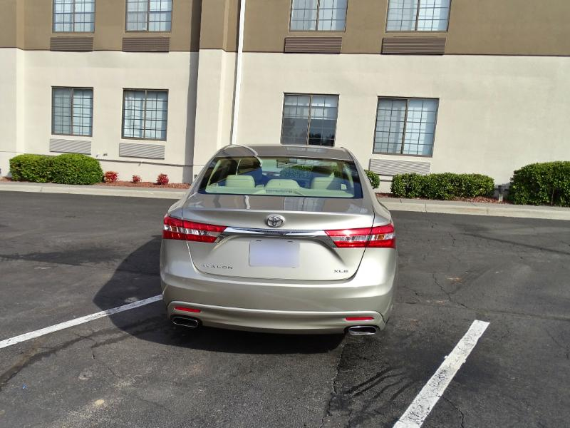 Toyota Avalon XLE 2013