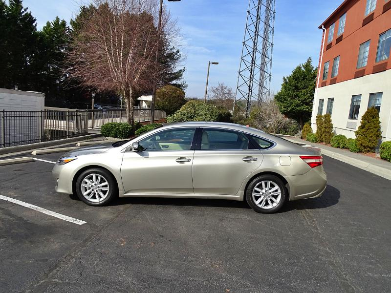 Toyota Avalon XLE 2013