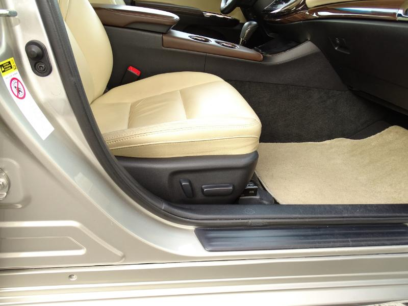 Toyota Avalon XLE 2013