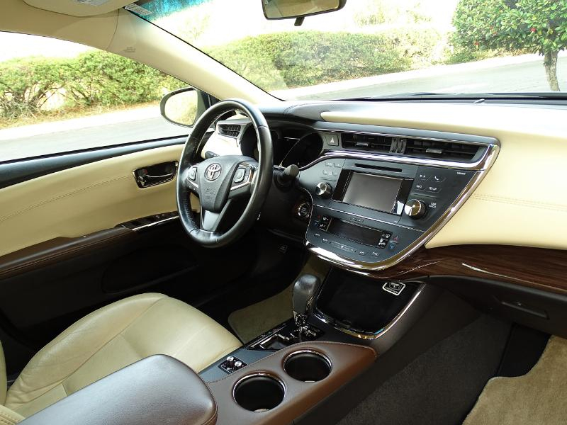 Toyota Avalon XLE 2013