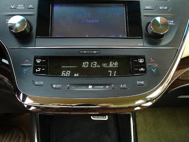 Toyota Avalon XLE 2013