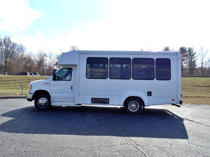 Ford Econoline  2010