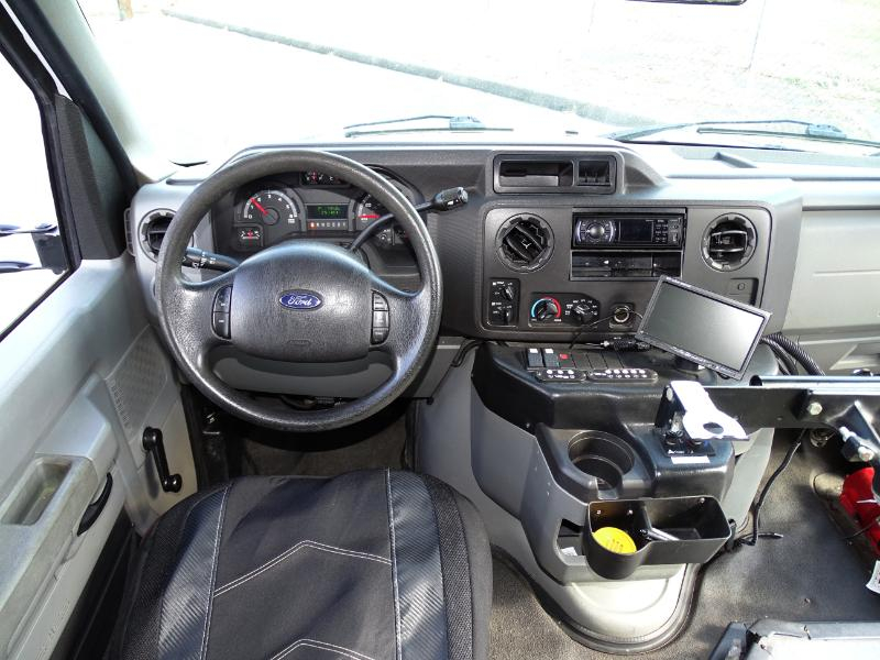 Ford Econoline  2010