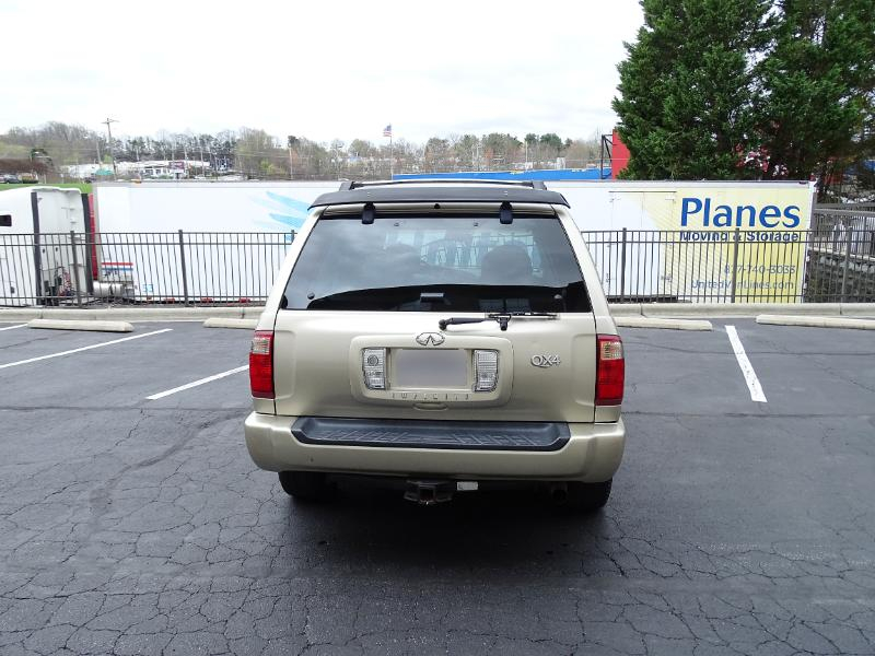 Infiniti QX4 2WD 2001