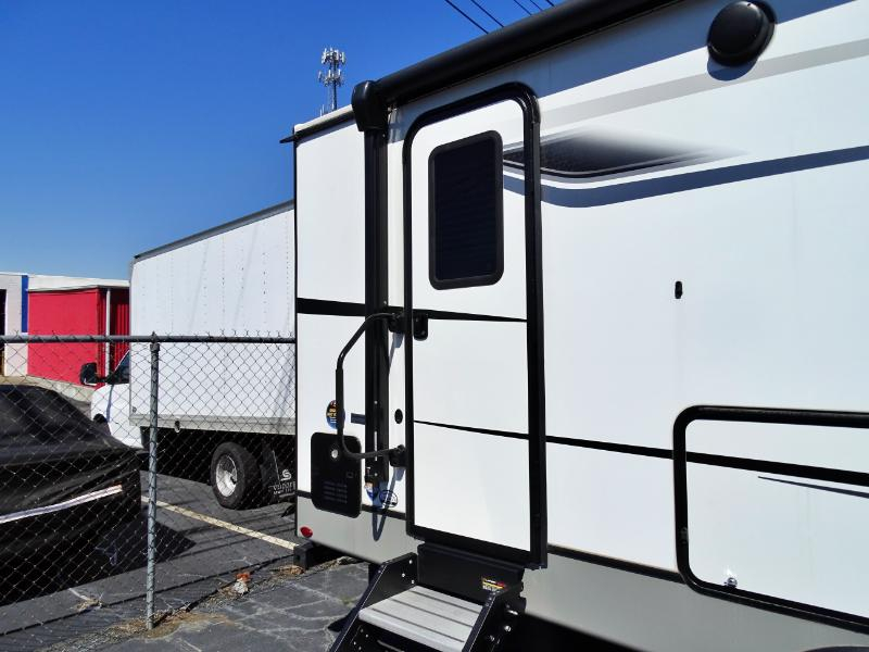 Keystone Cougar  2024