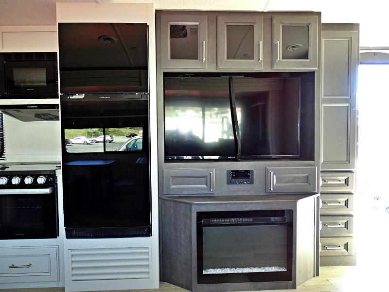 Keystone Cougar  2024