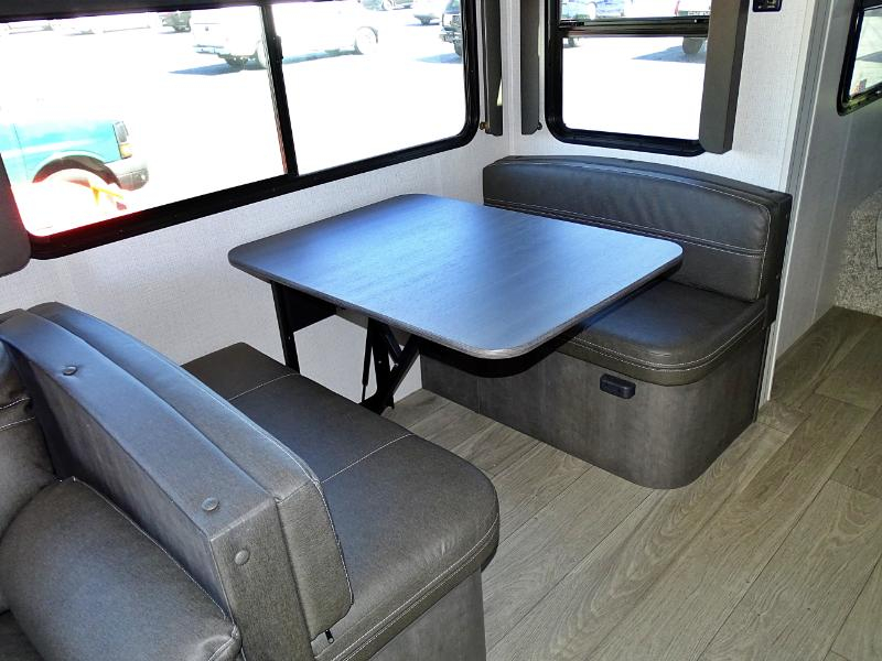 Keystone Cougar  2024