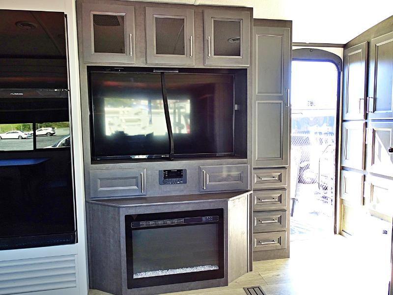 Keystone Cougar  2024