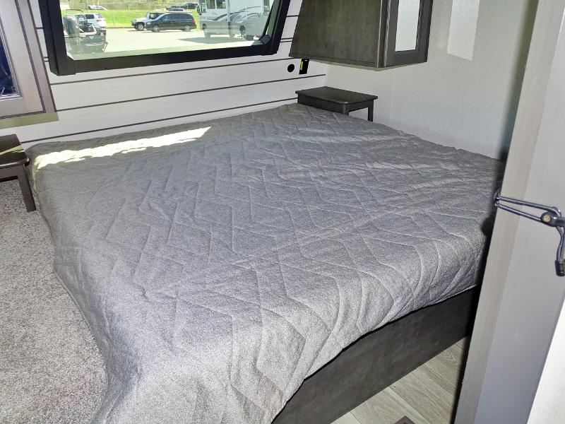 Keystone Cougar  2024