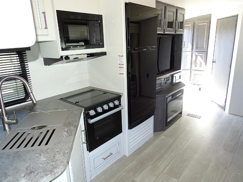 Keystone Cougar  2024