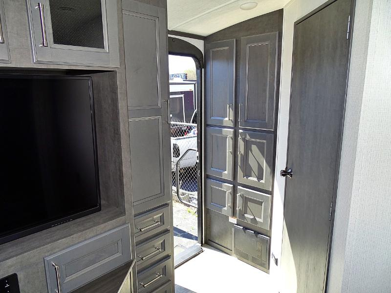 Keystone Cougar  2024