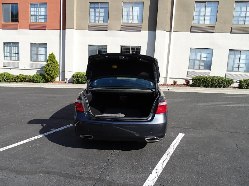 Lexus LS 460 Luxury Sedan 2009