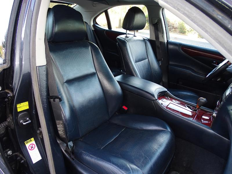 Lexus LS 460 Luxury Sedan 2009